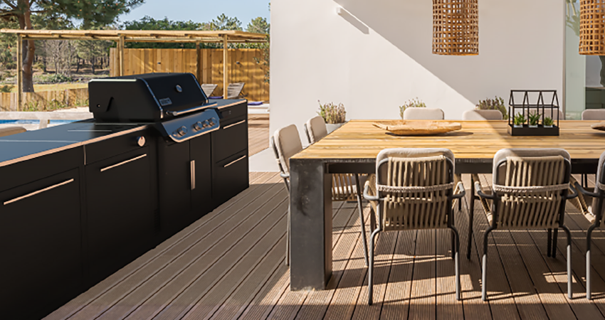 Torne os seus churrascos de Verão inesquecíveis com a Weber BBQ Kitchen!
