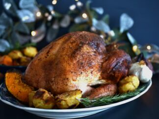 Peru Assado com Manteiga de Ervas e Arandos